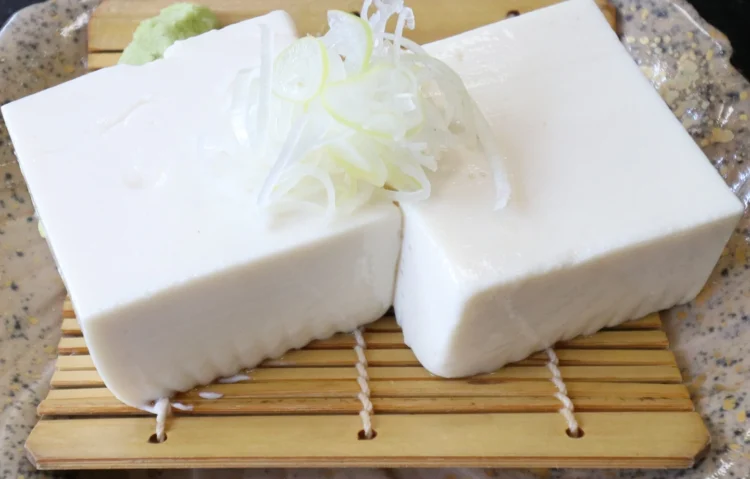 幻の大豆「あわばた大豆」と手打ち蕎麦をめぐる旅【道の駅万葉の里】