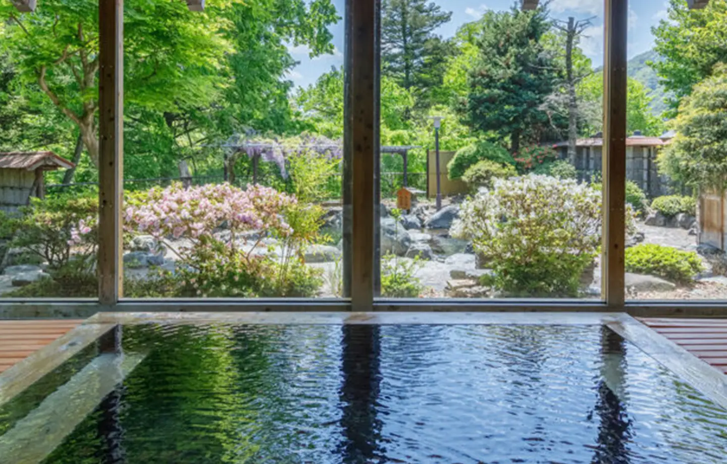 【リトリートぐんま】猿ヶ京温泉で一番★星空に近い展望風呂と天然温泉貸切風呂で癒しを！【国産牛豆乳しゃぶしゃぶ＆国産牛ステーキと名物！豆富懐石】