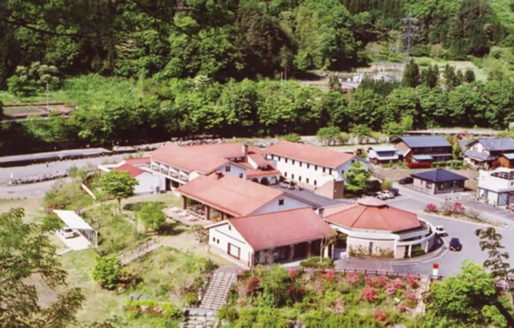 「リトリートぐんま」シルバープラン～群馬の秘境の地　上野村でゆっくりと過ごす癒しの旅へ～１本付き